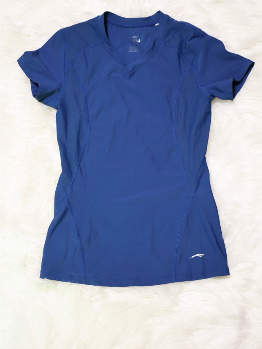 Women's Performance Short-Sleeve V-Neck Top - Blue